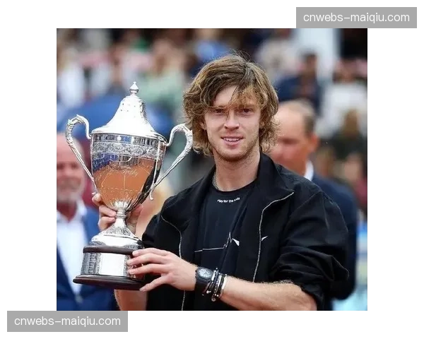 新西兰垒球名将切尔西·罗宾逊宣布怀孕，将缺席2026年所有国际赛事